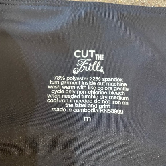 🆕 “Cut The Frills” Premium Silver Stars AllOver Print Leggings, Size Medium - Picture 6 of 6